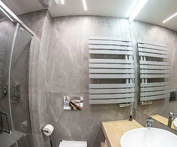 Apartman Hrebienok 212 *